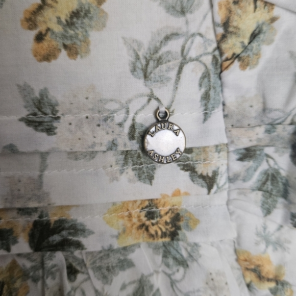 Laura Ashley Floral Ruffle Sleeve and Plaid Accents Dress Size 4 - Picture 7 of 11